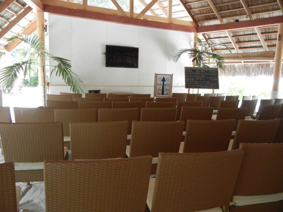 Ecocenter von innen Kuramathi Maldives