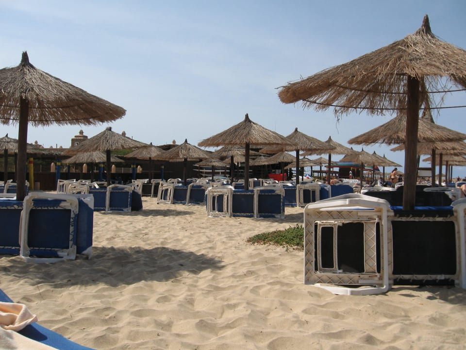 Strand mit Liegestühle Hotel Riu Cabo Verde