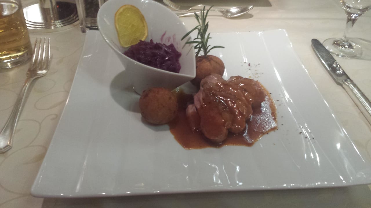 Hauptgang toll angerichtet Hotel Schönruh