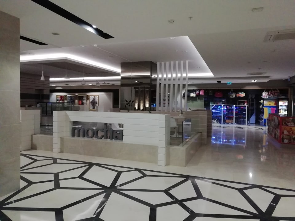 Lobby Side Sunport Hotel & Spa