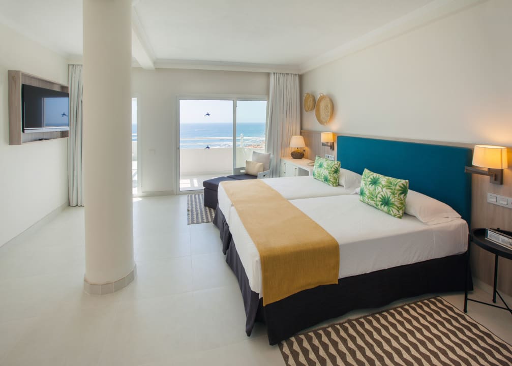 Zimmer Corallium Dunamar by Lopesan Hotels