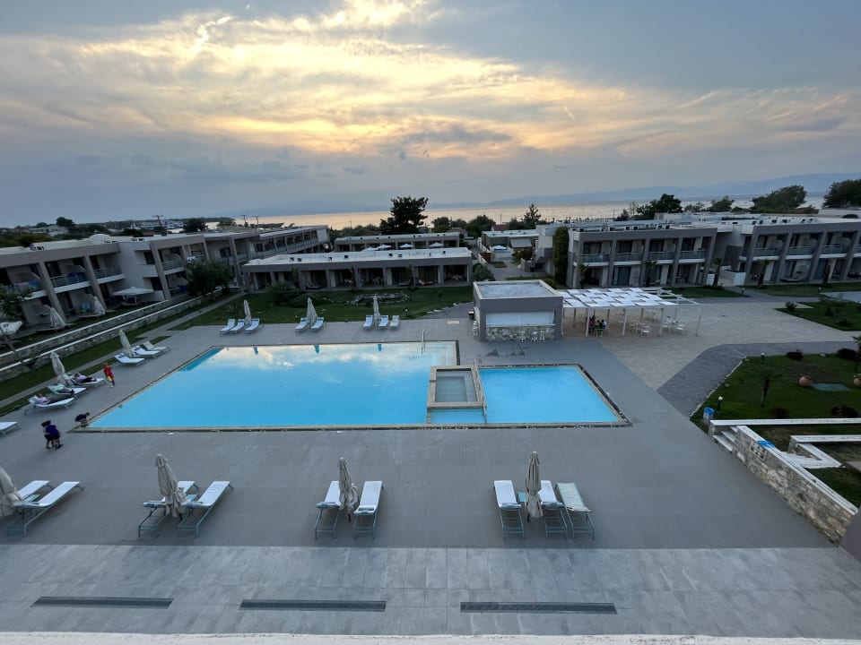 Pool Alea Hotel & Suites