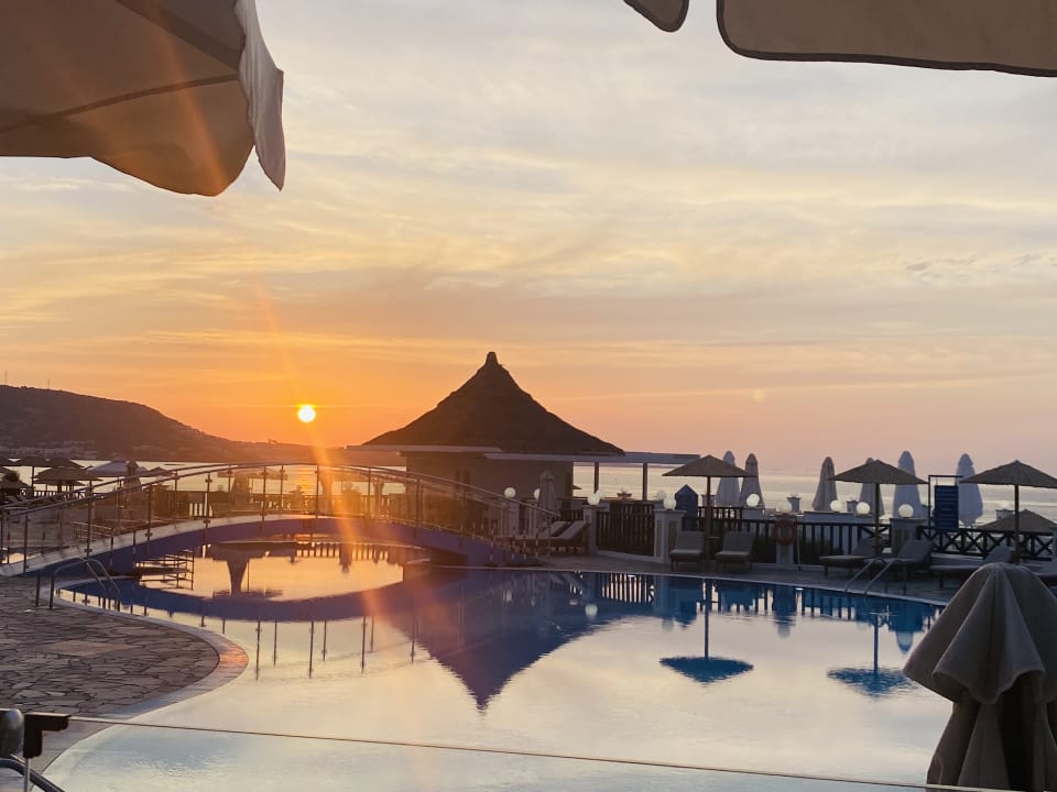 Pool Alexander Beach Hotel & Village Resort