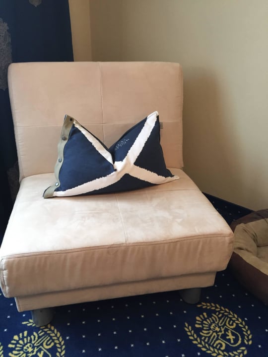 Sessel und drittes Bett BLOCK Hotel & Living