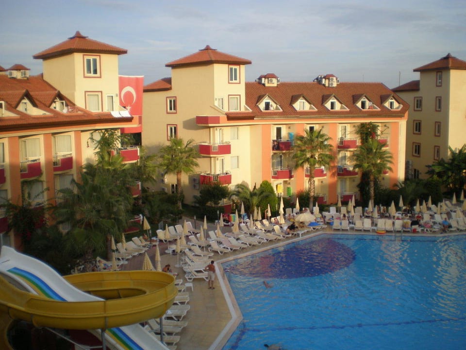 Pool mit Rutschen Hotel Orfeus Park