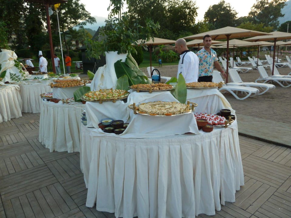 Galadinner am Strand İmperial Turkiz Resort Hotel