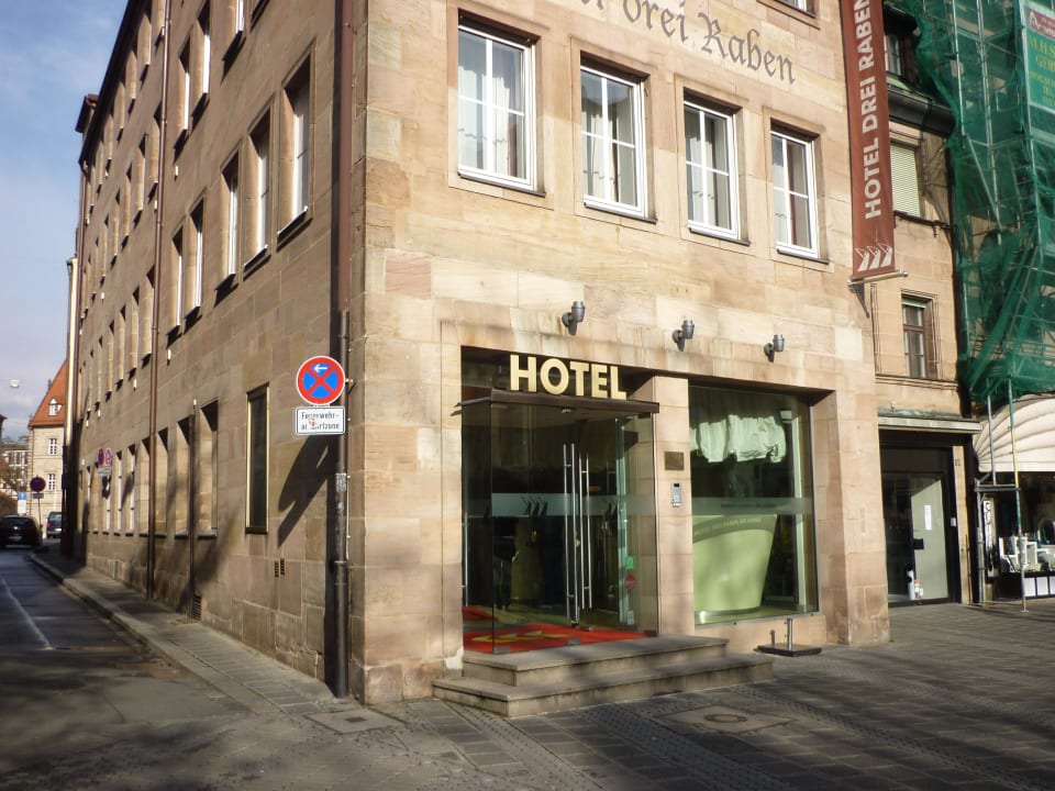 Außenansicht Hotel Drei Raben