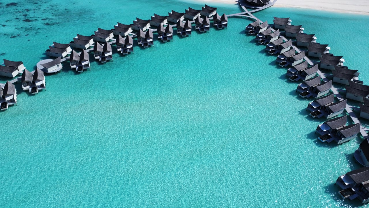 Strand Kuredhivaru Resort and Spa, Maldives