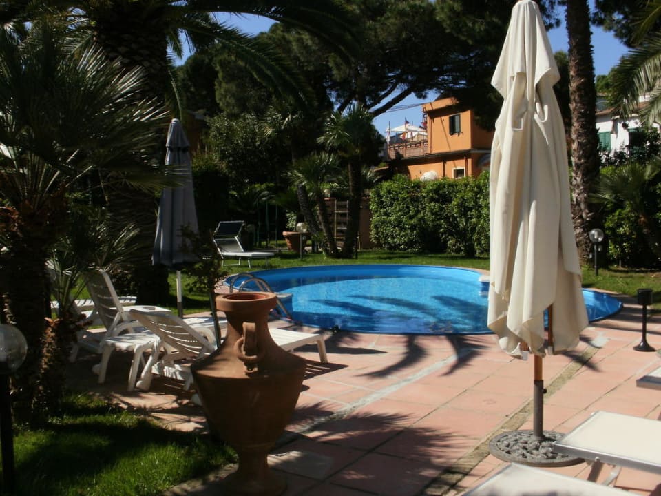Pool und Garten  Hotel Elba & Residence dei Fiori