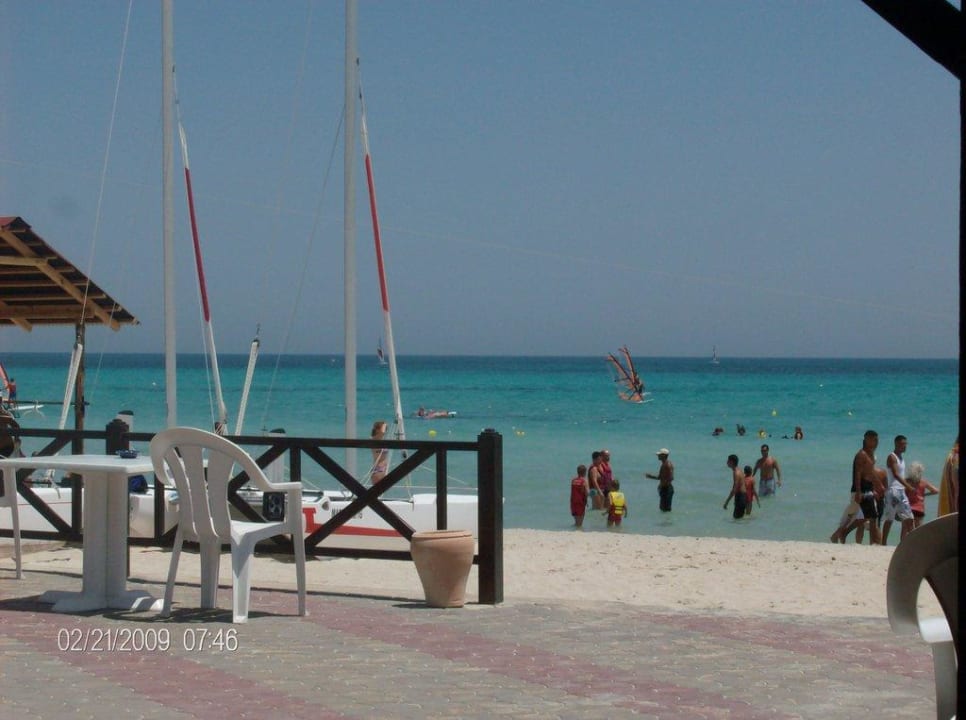 Strand- und Meerblick von der Beachbar TUI MAGIC LIFE Penelope Beach