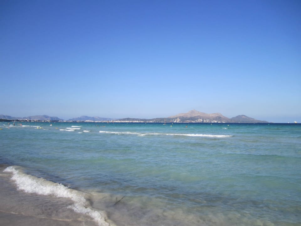 Türkisblaues Wasser Playa Esperanza Resort