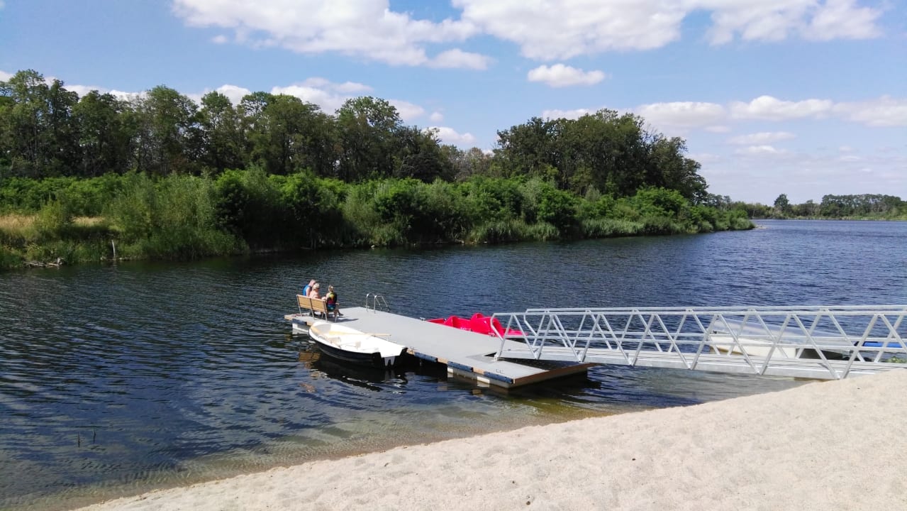 Strand Hotel Acamed Resort