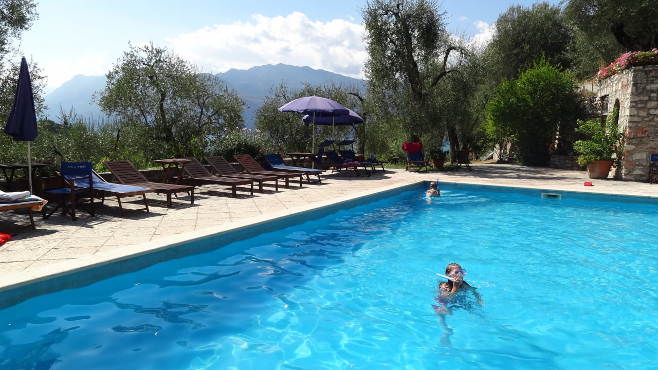 Pool am Monte Baldo mit Seeblick Appartements Casa al Monte