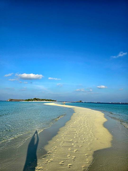 Strand Kuredu Island Resort & Spa