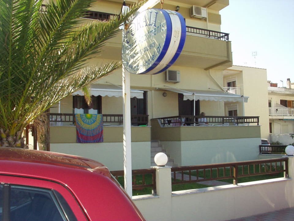 Unser Hotel, direkt am Strand Hotel Corali