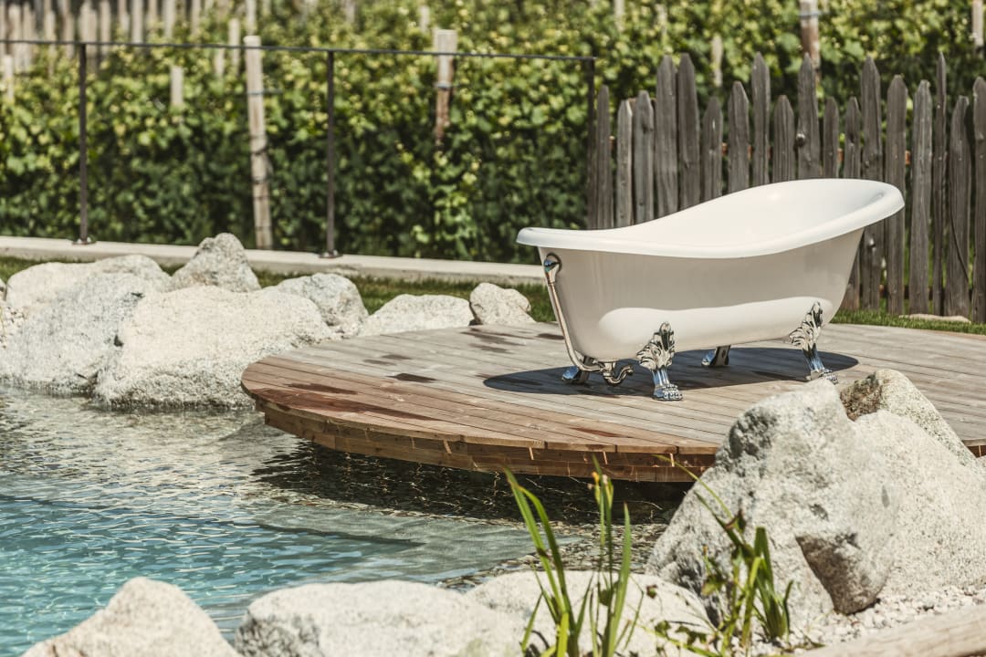 Pool Hosler - Garni Revival