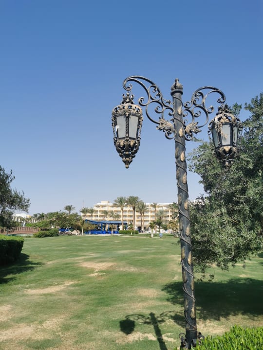 Gartenanlage Palm Royale Resort - Soma Bay