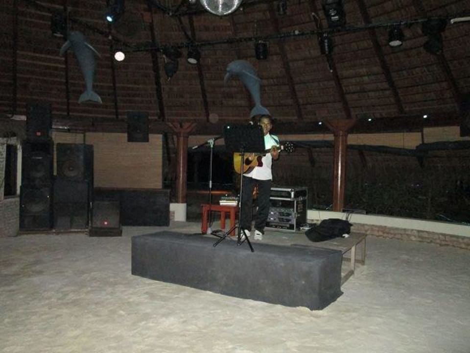 Leifmusik Kuredu Island Resort & Spa