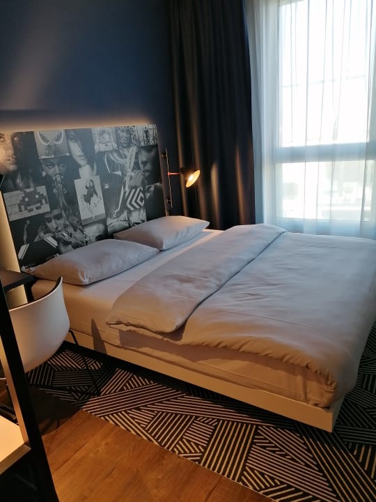 Zimmer LÉGÈRE EXPRESS Leipzig
