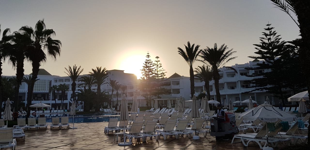 Pool Iberostar Waves Founty Beach