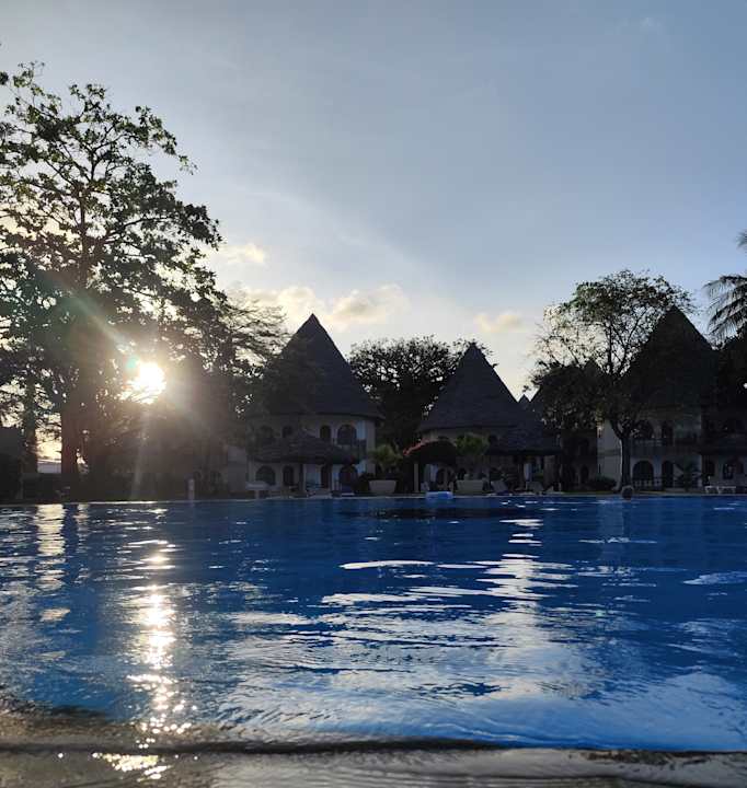 Außenansicht Neptune Paradise Beach Resort & Spa