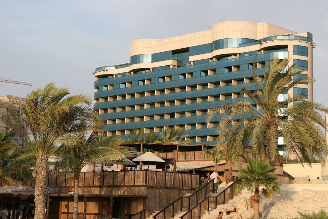 Barasti - Bar Le Meridien Mina Seyahi Beach Resort & Waterpark