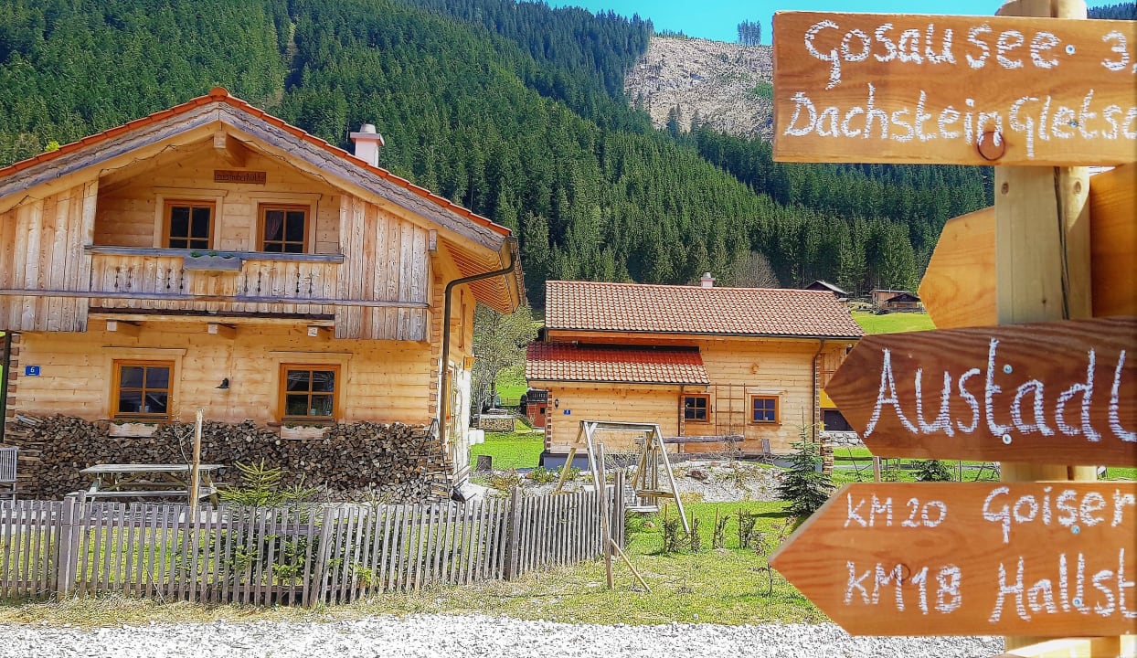 Außenansicht Gosauer Almhütten