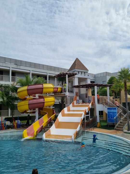 Pool The Sands Khao Lak by Katathani