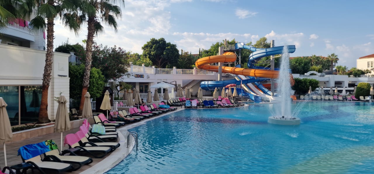 Pool Alba Queen Hotel