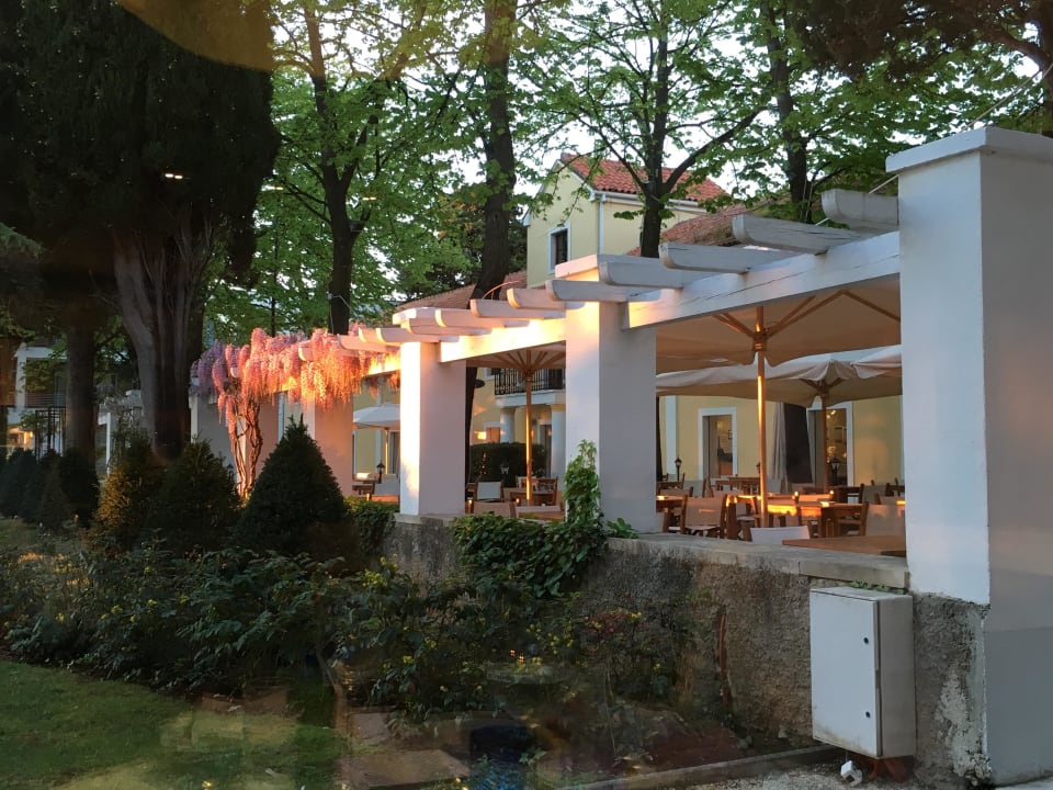 Außenterrasse Falkensteiner Hotel Adriana