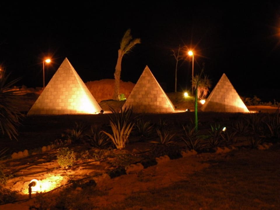 Pyramiden Siva Golden Bay Makadi