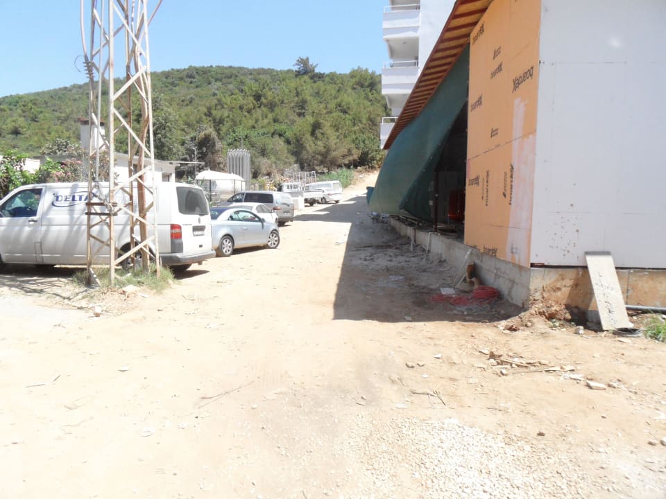 Rückseite von Nebengebäude Club Hotel Anjeliq