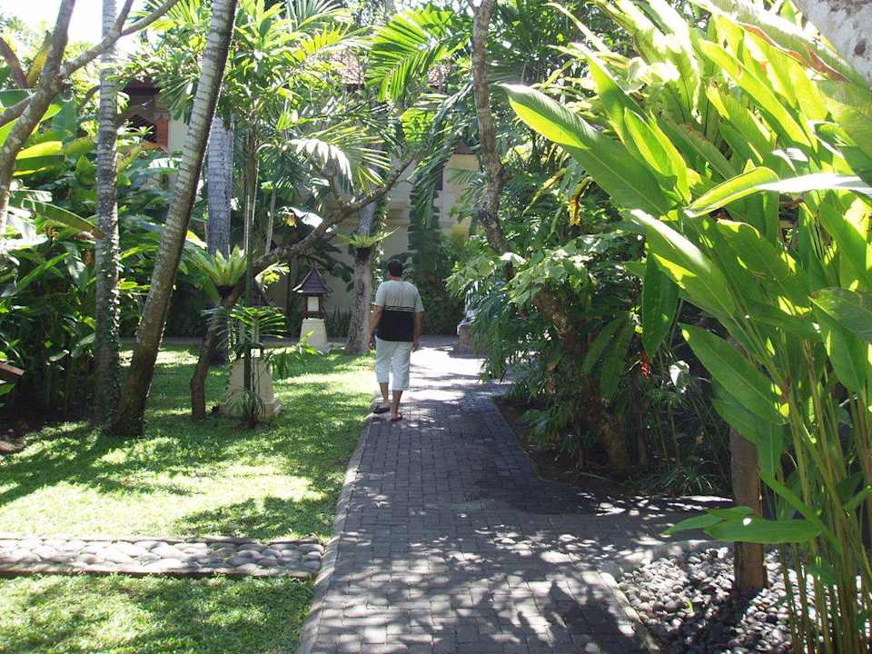 Gartenanlage Puri Santrian