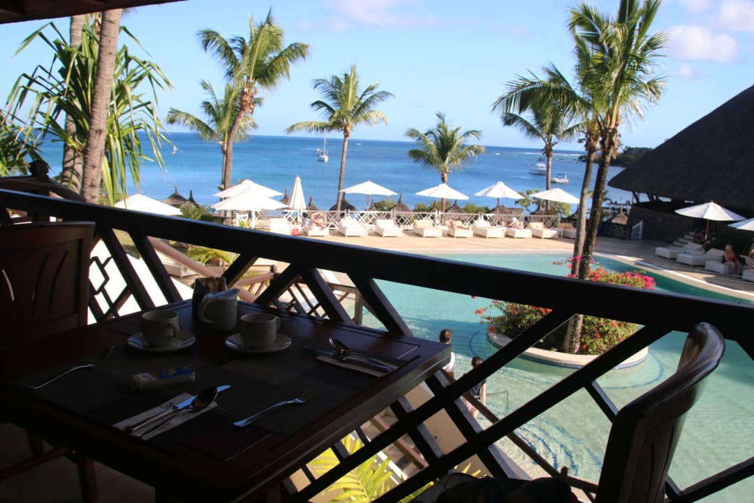 Frühstück im Buffetresaturant Maritim Resort & Spa Mauritius