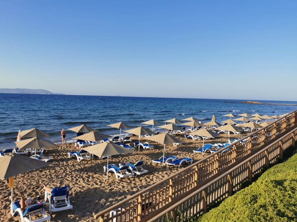 Strand Arina Beach Resort