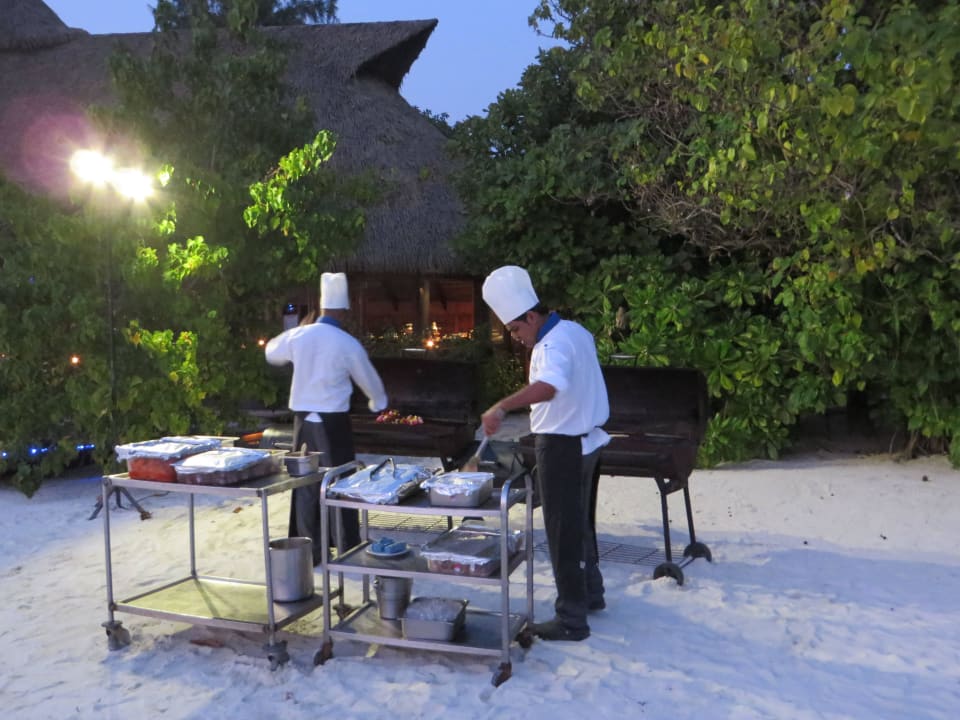 Wöchentliches Grillen am Strand Komandoo Island Resort & Spa - Adults only