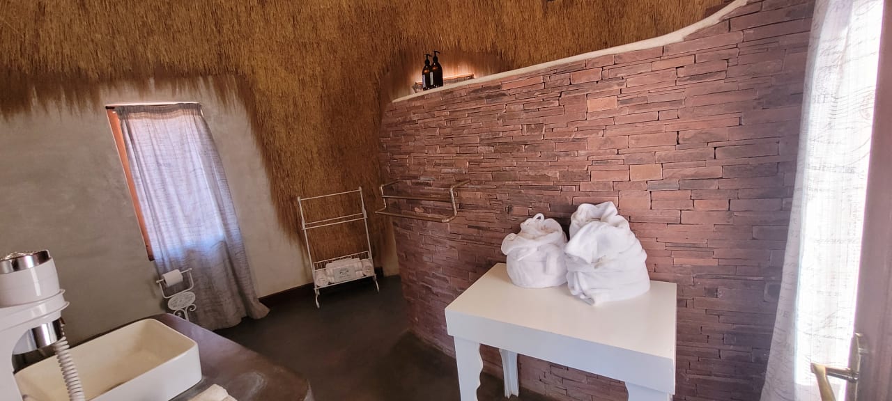 Zimmer We Kebi Safari Camp