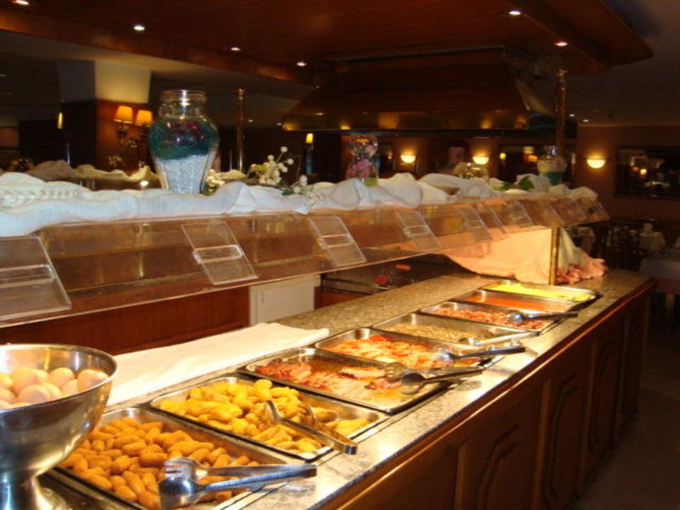 Frühstück allsun Hotel Sumba