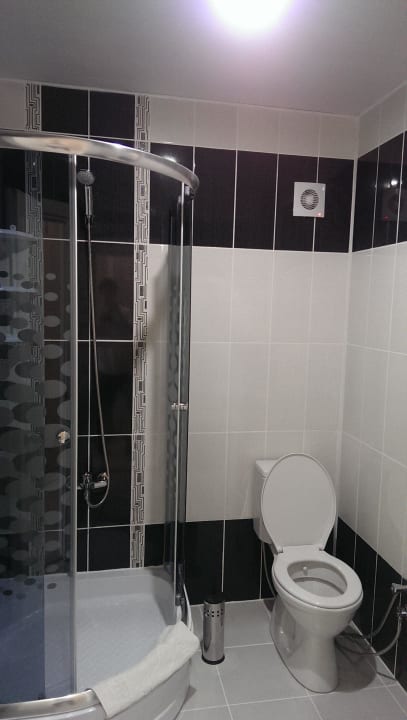 Schönes neues Badezimmer As Queen Beach