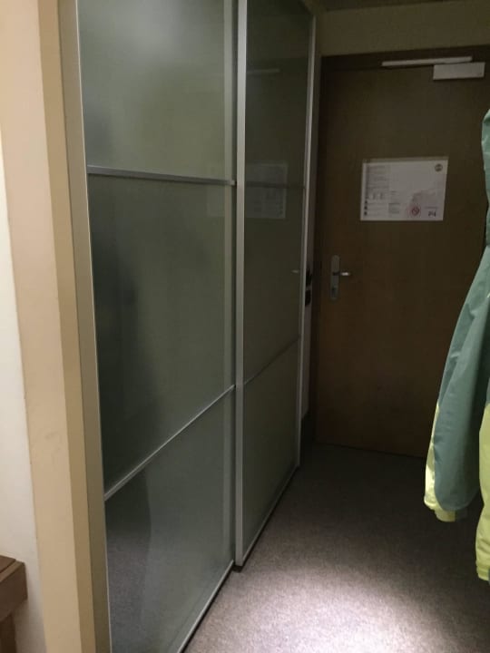 Schrank B&B Hotel Padova