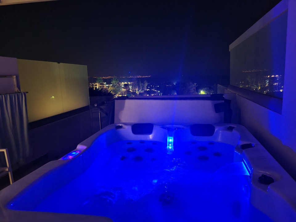 Zimmer Blue Lagoon Ocean