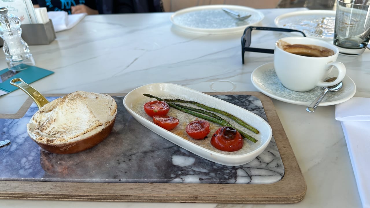 Gastro Gloria Serenity Resort