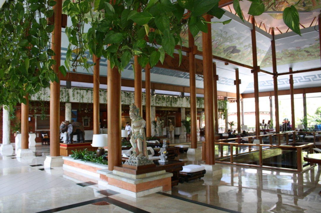 Offene Lobby Paradisus by Melia Bali