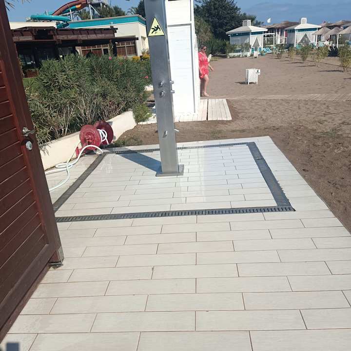 Strand Hotel Baia Lara