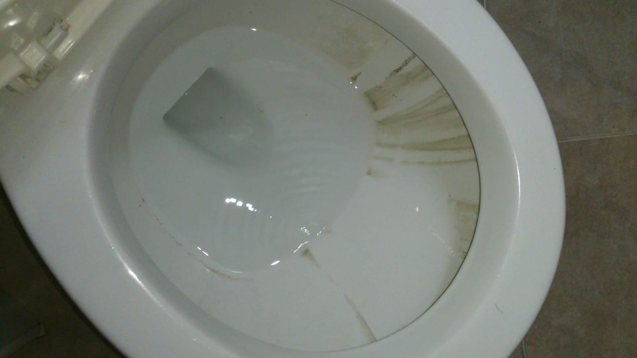 Toilette bei Einzug Hotel Tulipan