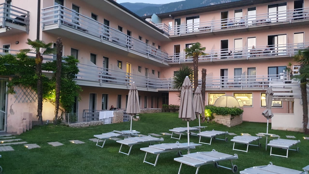 Gartenanlage Hotel Castello Lake Front