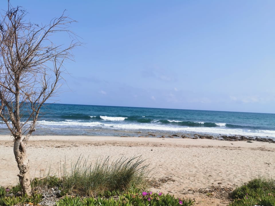 Strand Anissa Beach & Village