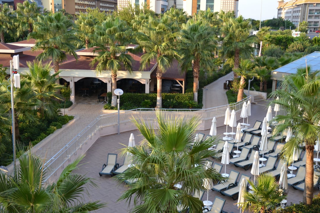 Blick auf die Snackbar Hane Family Resort