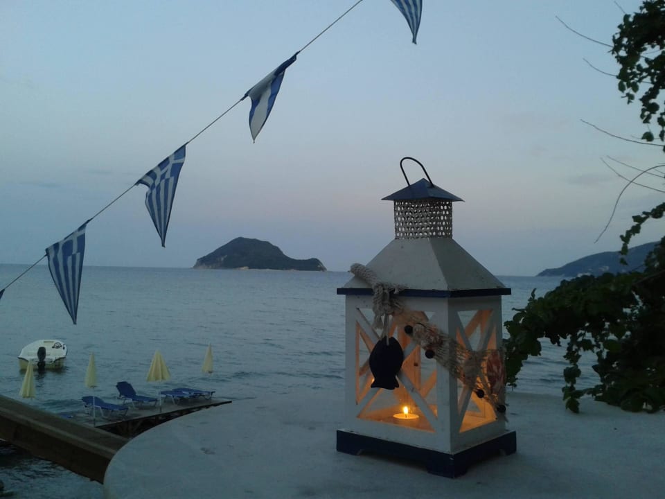 Ausblick von der Bar/ Taverne Porto Koukla Beach