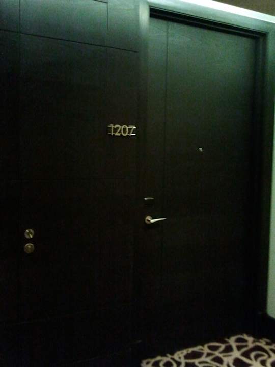 Room door Sofitel Abu Dhabi Corniche